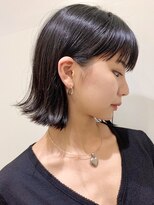 ピークアブー 原宿ハラカド(PEEK-A-BOO)&nbsp;外ハネ耳かけボブ/黒髪大人ヘア/モードクール/ぱっつん/前髪あり