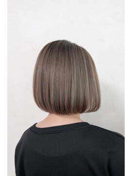 ホロ(holo-) つるりんちょ髪質改善カラー