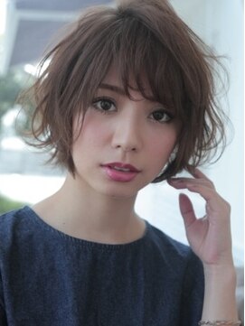 ヘアー ソムリエサロン ベルラ(Hair sommelier salon Bella) Ｂｅｌｌa ☆褒められ髪☆大人可愛いゆるふわショートボブ 2