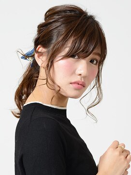 アースオーセンティック うるま店(EARTH Authentic) こなれ感たっぷり！トレンドポニーアレンジ【EARTHうるま】