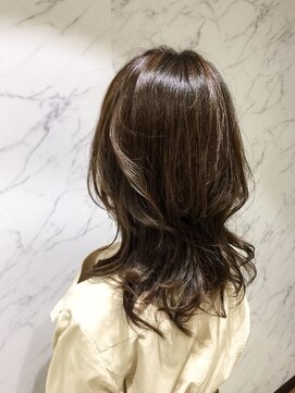 パティオン(PATIONN) お洒落大人女子のウルフゆるツヤ巻きミディアムスタイル☆