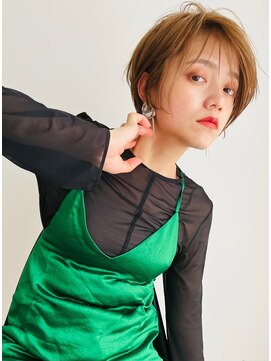 アルテ(ARTE) 【ARTE表参道/青山】小顔レイヤー×シアベージュ×艶カラー