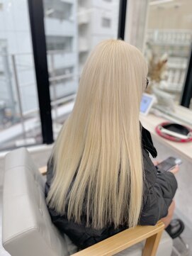 ジオ 国分寺(the O's) 斜めバング/シルキーベージュ/ブラントカット[国分寺駅]