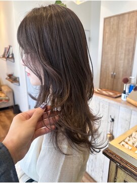 ヘアー テクニカ(hair Technica) レイヤー×ベージュカラー