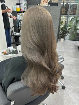 アルドーレフィエロ シンサイバシ(Ardore fiero shinsaibashi) ブリーチなし/カーキ/ショコラベージュ/アースカラー【小山田繭