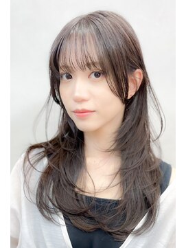 ノア(noa) グレージュカラー×レイヤーカット