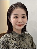 顔周りレイヤーカットグレージュカラーくびれボブショートカット