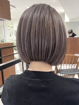 ジルブラン(JIL BLAN) ハイライトバレイヤージュダブルカラーショートカット30代40代