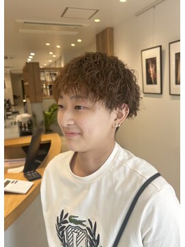 シアン 矢場町店(CYAN.) ツイストスパイラルパーマ×ブリーチなしベージュ