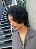 渋谷波巻きパーマメンズカットセンターパートウルフ30代ヘア