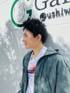 スパイキーショート