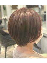 ラグノ(RAGNO)&nbsp;フェザーな質感で魅せるラウンダーショート