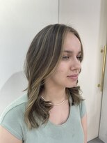 ボンズサロン 麻布十番 パティオ通り店(BONDZSALON)&nbsp;外国人風ハイライト×バレイヤージュ【麻布十番駅/六本木駅】