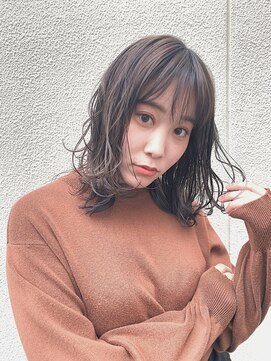 バズ ビー(BUZZ Bee) ハイライト×グレージュ