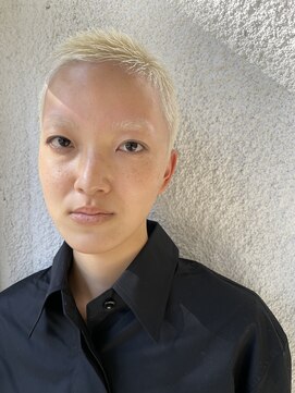 ピボット 北千住(PIVOT) バズカット