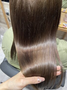 リーオオサカ(Lee Osaka) りんご幹細胞培養液×東芽生