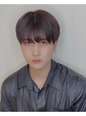 ウルフ　アッシュブラック　カルマパーマ　ベリーショート