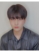 フォルテ 草薙店&nbsp;ウルフ　アッシュブラック　カルマパーマ　ベリーショート