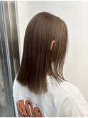ミルクティーベージュ深め