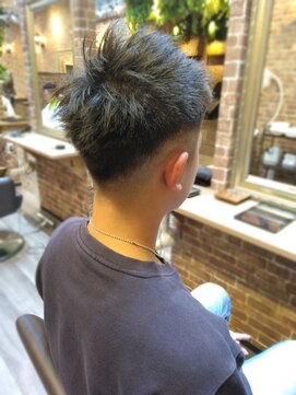 モニカ 鶴ヶ峰店(Monica) メンズフェードスタイル