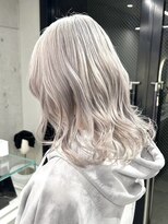 ソル ジングウマエ(SOL JINGUMAE)&nbsp;ミルクティーベージュダブルカラーグレージュカラーハイライト