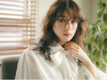 アスター(astar)の写真/癖毛のような質感から、コテで巻いたようなカールまで＊丁寧なカウンセリングで、ご希望のパーマを再現♪