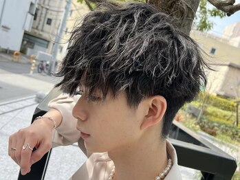 ガガ バイ ラシルフィード(GAGA by lasylphide)の写真/【駅徒歩4分】メンズパーマもGAGAにお任せ！人気のツイスト/スパイラルパーマで朝のスタイリングも簡単に★