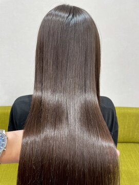 ヘアーワークス ボナ ウニクス店(HAIR WORKS bona) 大人上品さを引き立てる◎艶髪ストレートロング/艶カラー/艶感