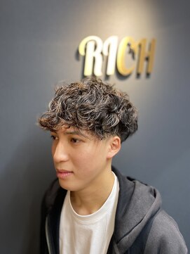 BAR BER SHOP RICH スペインカール