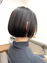 ルーモ(lumo) 黒髪ミニボブ