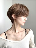 切りっぱなしショート・ボブ/絶壁解消/前髪なし/20代/30代/面長