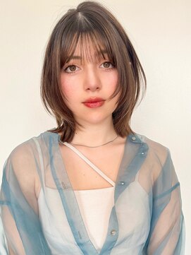 ビーチ(BEACH) イメチェン ピンクベージュ 前髪 大人ショート 似合わせカット