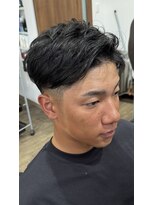 ヒラナカ&nbsp;刈り上げ×アップバング