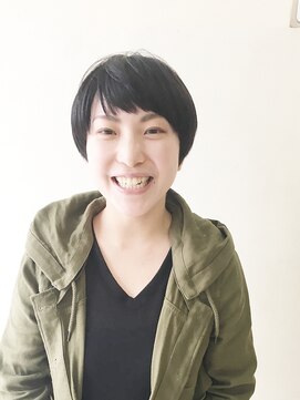 ピエドプールポッシュ(PiED DE POULE POCHE) 黒髪シンプルショート★