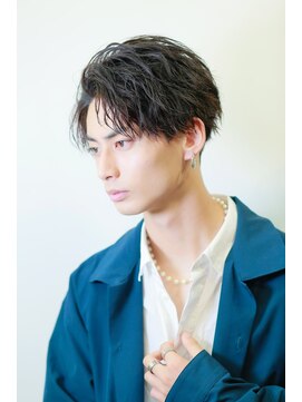 アトラクト(AttRact) リバースパーマ 黒髪 ビジカジ 束感 刈り上げ ツーブロック