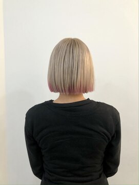 ホープ 渋谷(HOPE) ホワイトカラー×ピンク裾カラー