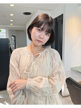 トレス(TRESS) 内巻きボブ　レイヤーボブ　スウィングショート