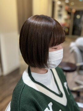 アエラスラナ 相模大野(Aeolus Lana) コンパクトボブ×アッシュベージュ