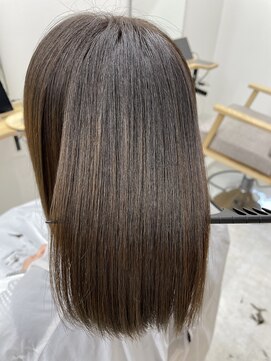スリーヘアー(THREE hair) 髪質改善トリートメント