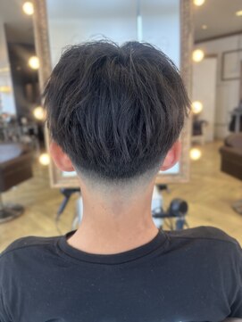 コワファースト 大分(COIFF1RST) フェード刈り上げ