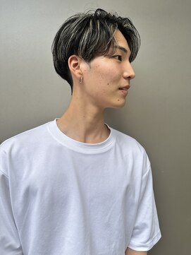 ヘアー アイス カンナ(HAIR ICI Canna) ハイライトセンターパートメッシュダブルカラーツーブロック