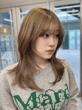 クム(kumu) 韓国へア/レイヤー/顔周り/ボブ/透明感カラー