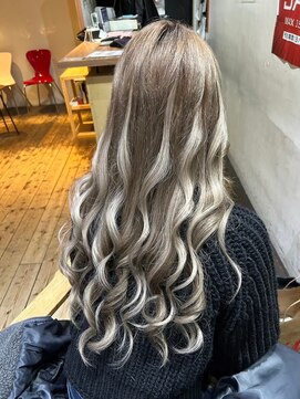 ココエクステンション 香林坊店(coco extension) ハイライトエクステ