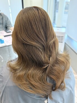 セシル(SECYL) tsugumi》ブリーチ無しダブルカラー!明るめベージュ!