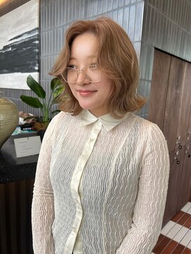 ノード(NODE) 栄小顔レイヤーボブミルクティーベージュ