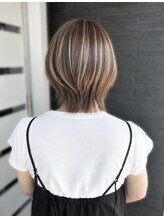 トゥエンティ(twenty) 立体感ショート