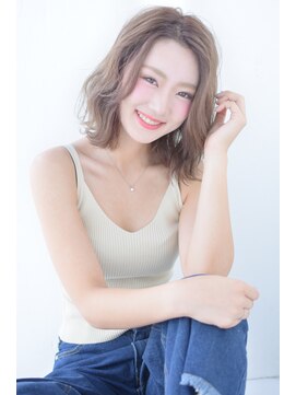 トリコ心斎橋(trico) ゆるモードなお色気バング×やわらかフォギーベージュ