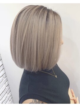 美容室もぜか堂 *ミルクティーベージュ×ケアブリーチ*