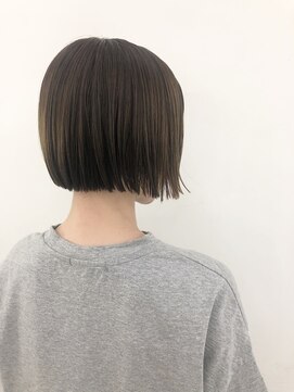 エンドリンク(endlink) 前下がりなミニボブ