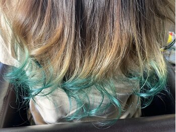ステランサ ヘアークリエイション(Stelanza hair creation)の写真/【土山駅5分】大胆な色味から微妙なカラーニュアンスまで、こだわりの施術であなたの理想のカラーStyleに♪
